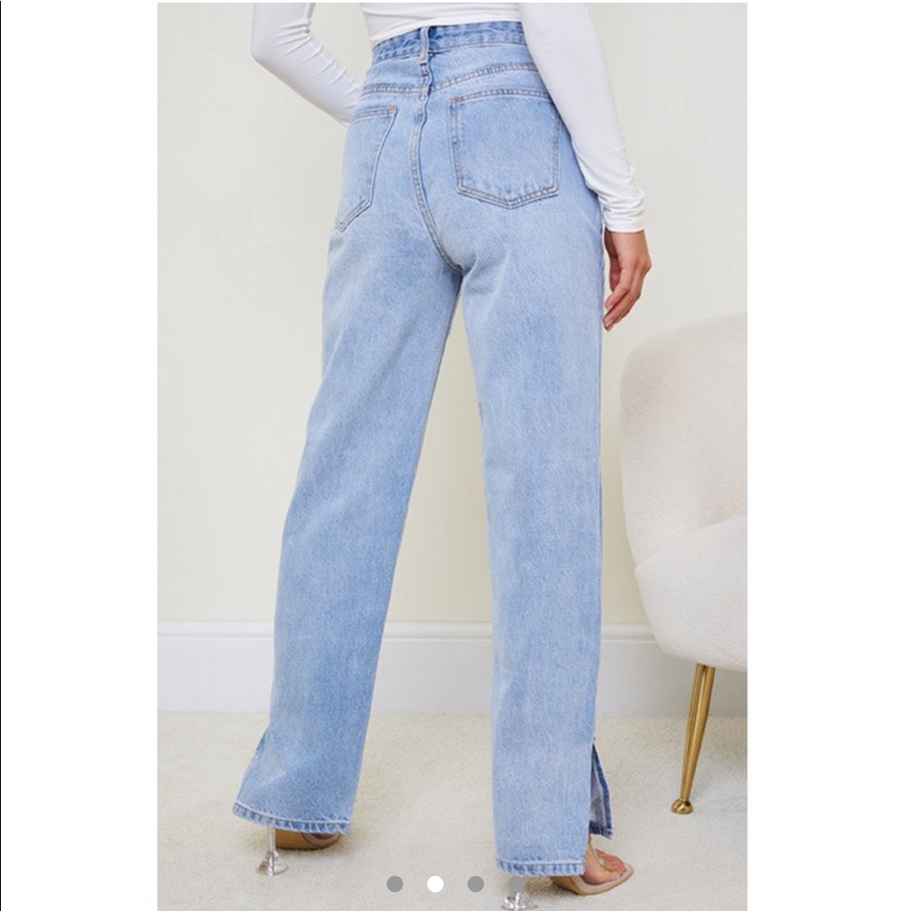 Pretty Little Thing petite light wash jeans